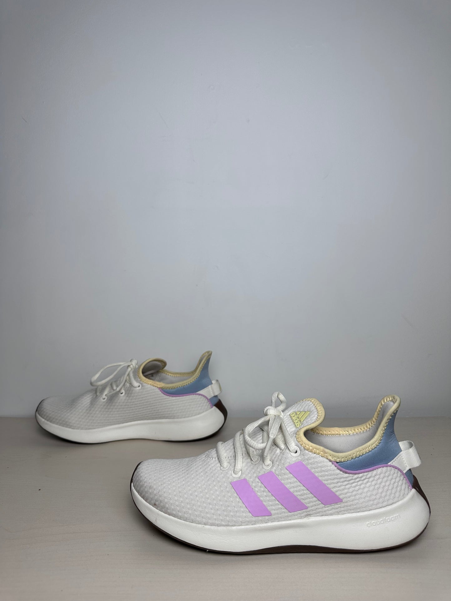 Shoes Athletic By Adidas In White, Size: 7.5