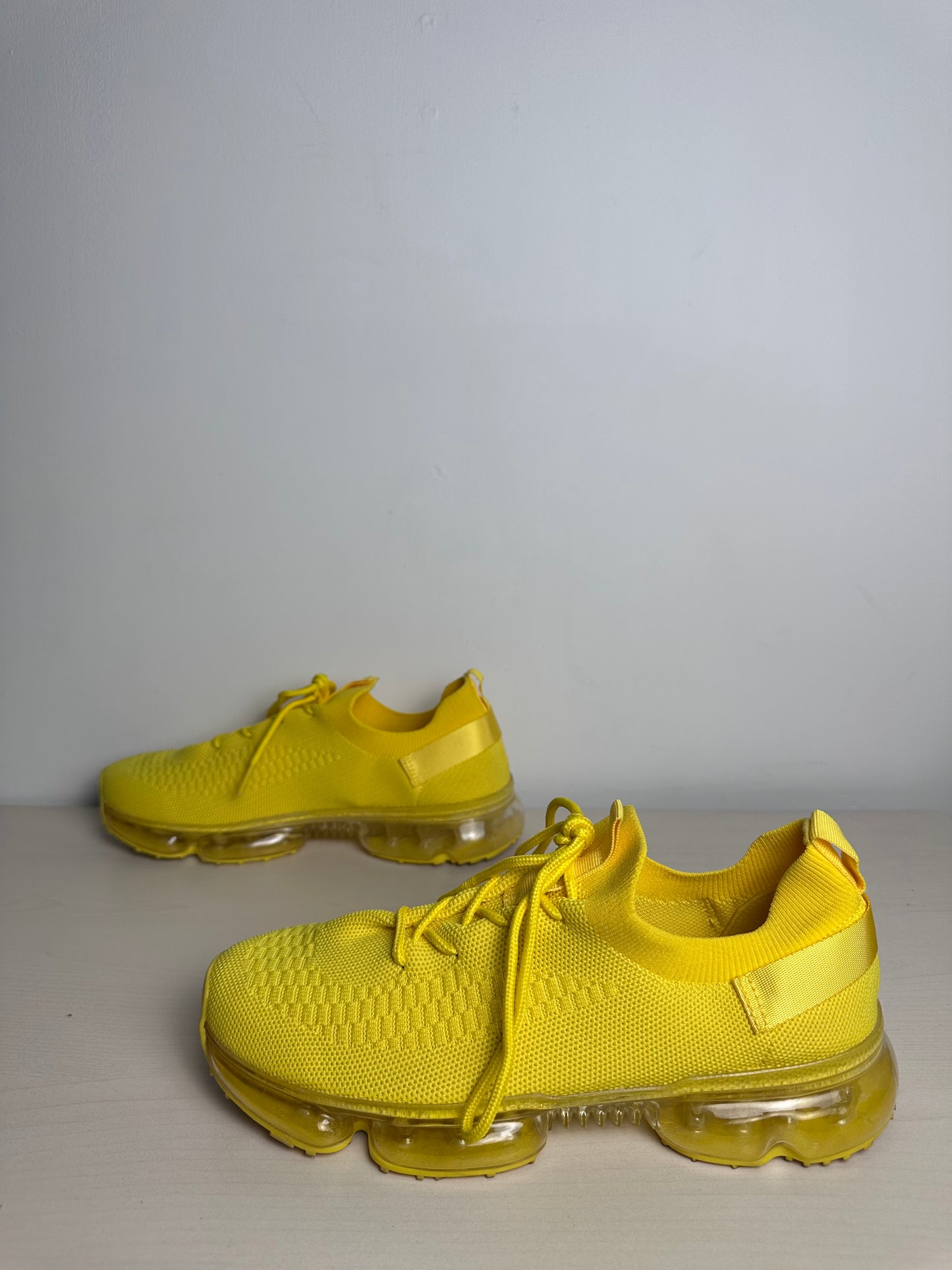 Shoes Athletic By LA SHEELAH In Yellow, Size: 8.5