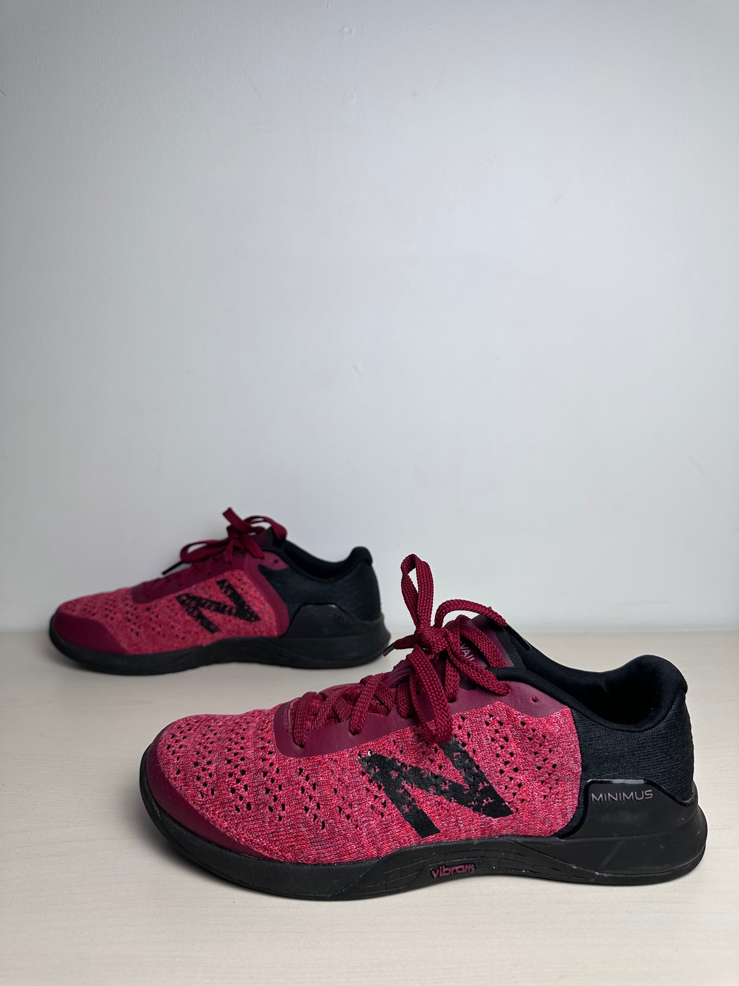 Shoes Athletic By New Balance In Red, Size: 9.5