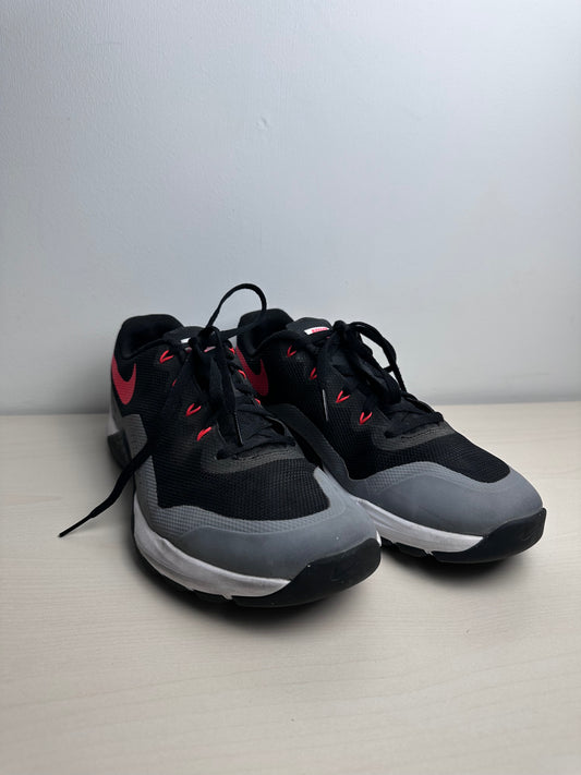 Shoes Athletic By Nike In Black, Size: 9.5