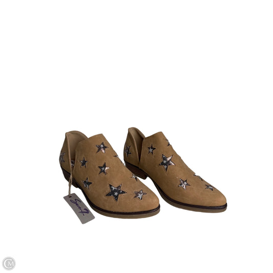 Boots Ankle Flats By Seven 7 In Tan, Size: 9