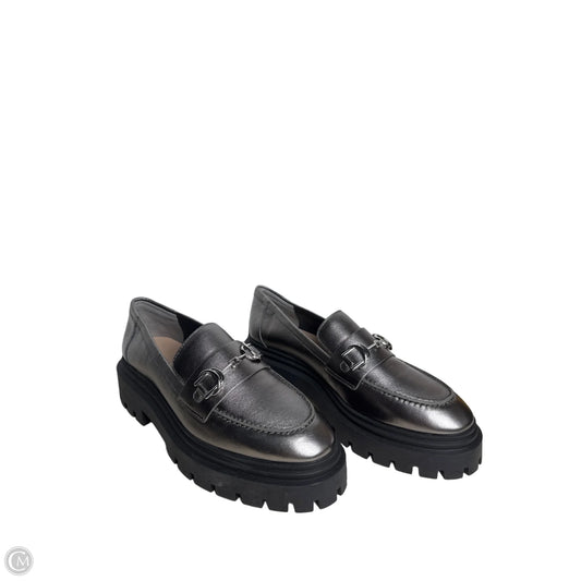 Shoes Designer By Stuart Weitzman In Silver, Size: 8.5