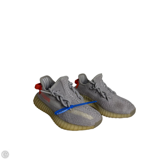Shoes Luxury Designer By Yeezy In Grey, Size: 6