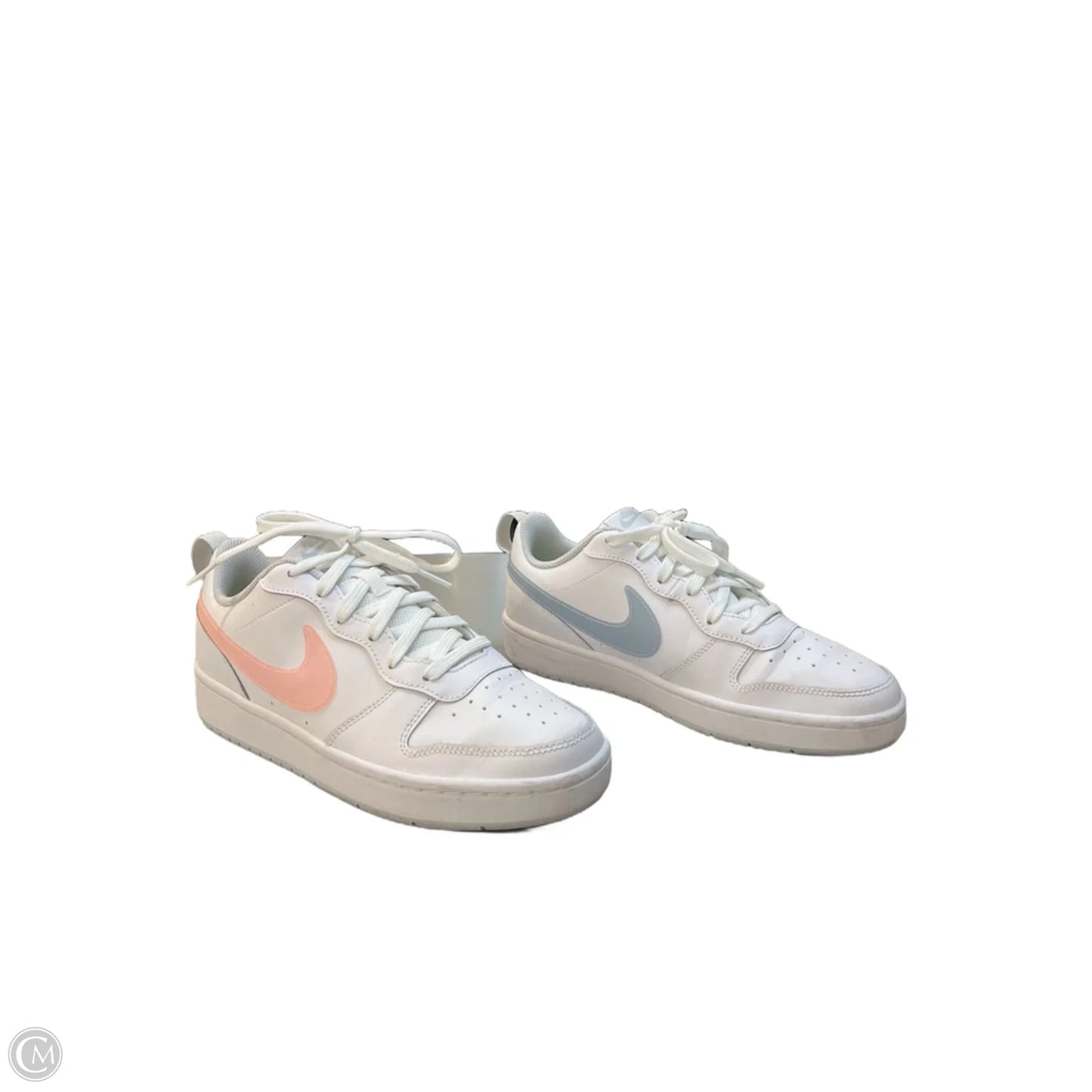 Shoes Sneakers By Nike In White, Size: 9