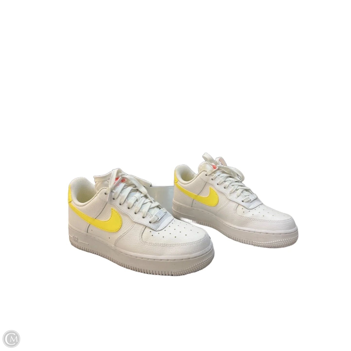 Shoes Sneakers By Nike In White, Size: 8.5