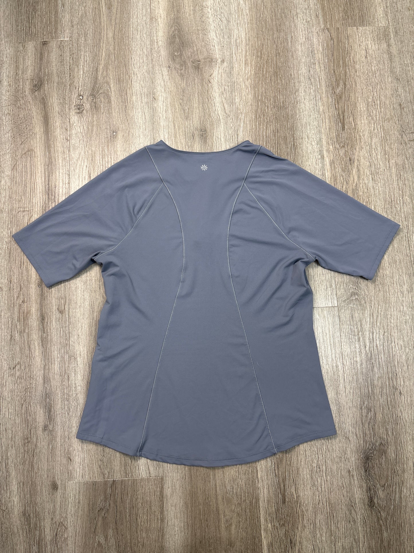 Athletic Top Short Sleeve By Athleta In Grey, Size: M