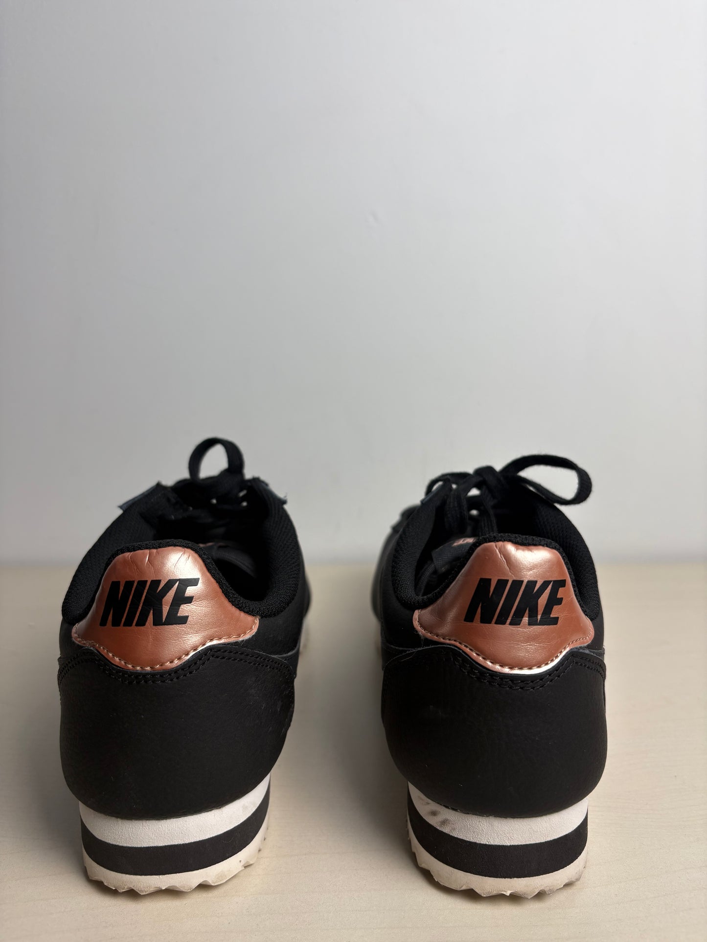 Shoes Sneakers By Nike In Black, Size: 9.5