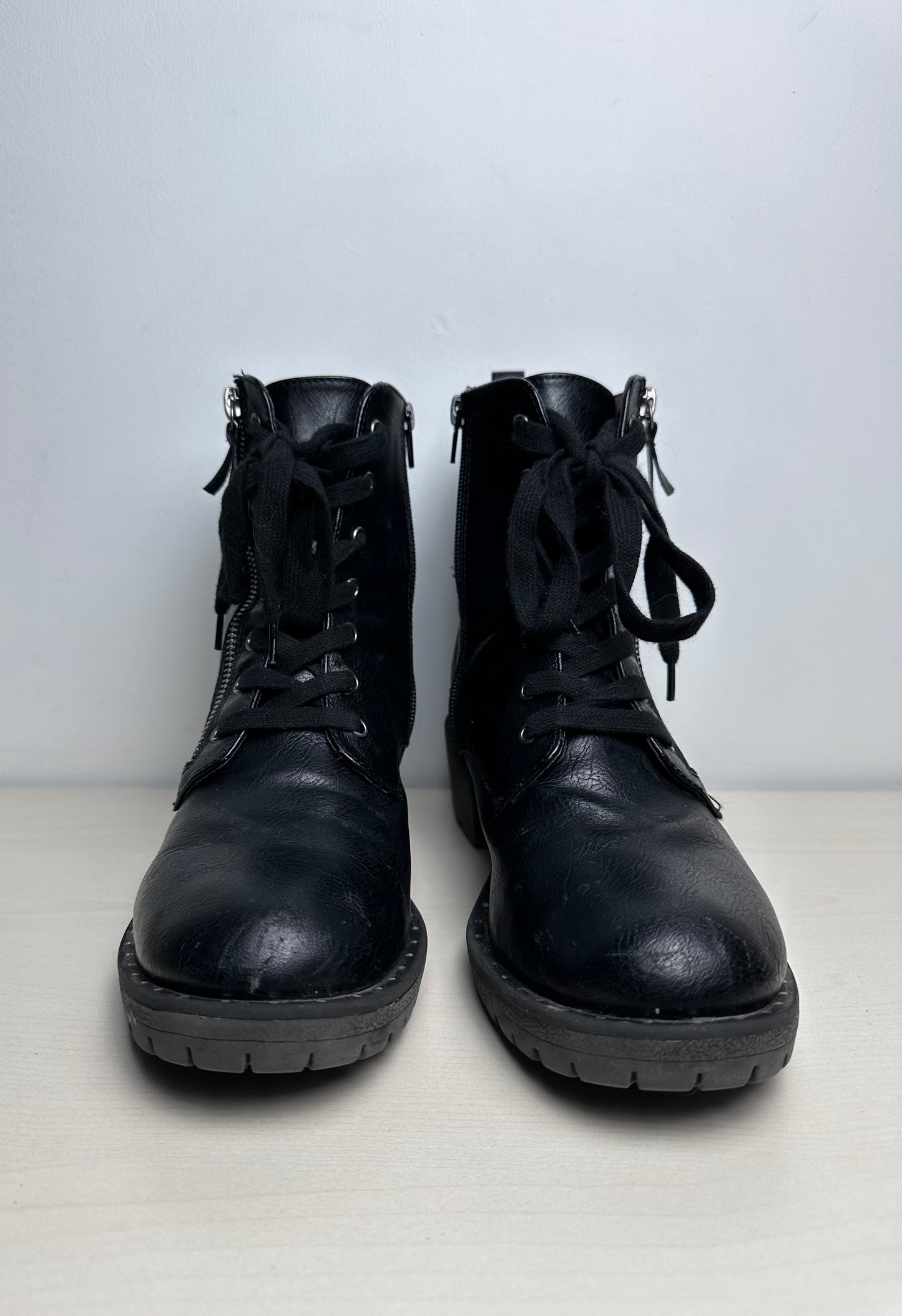 Boots Combat By Report In Black, Size: 9