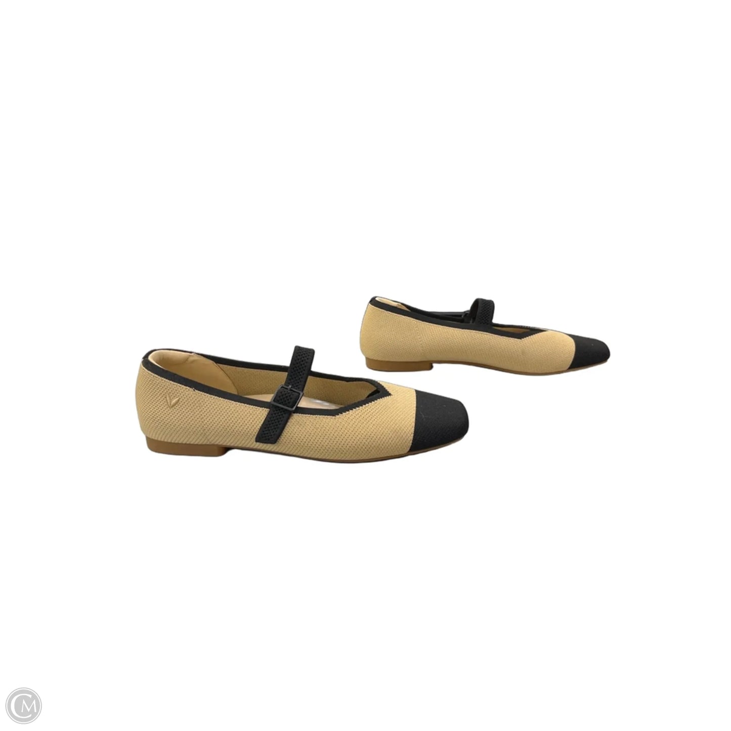 Shoes Flats By Vivaia In Beige, Size: 9.5