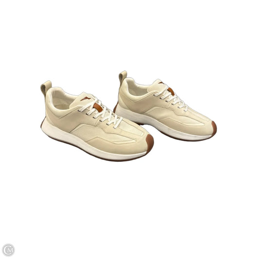 Shoes Sneakers By Cma In Cream, Size: 9.5