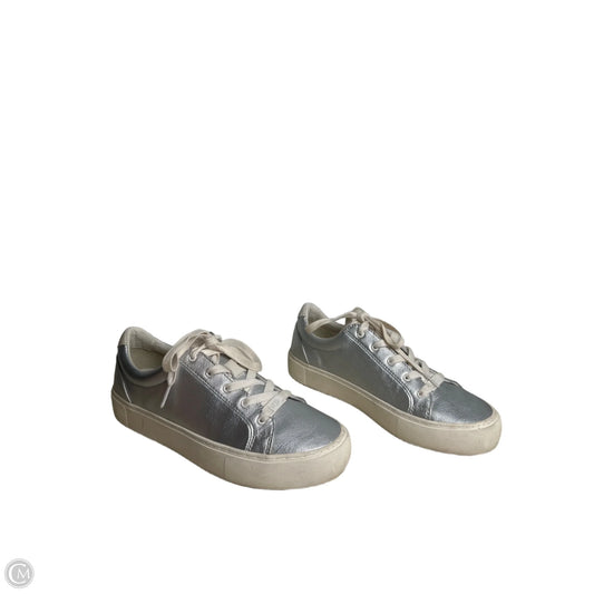 Shoes Designer By Ugg In Silver, Size: 8