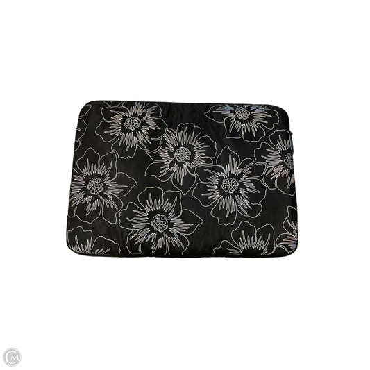Laptop Sleeve Designer By Kate Spade, Size: Medium