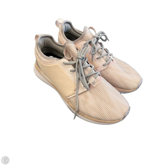 Shoes Athletic By Cmc In Pink, Size: 9.5