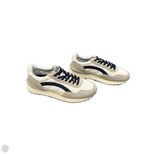Shoes Sneakers By Clothes Mentor In Blue & White, Size: 8.5