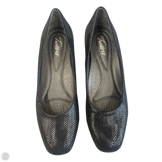 Shoes Heels Wedge By Trotters In Black, Size: 8