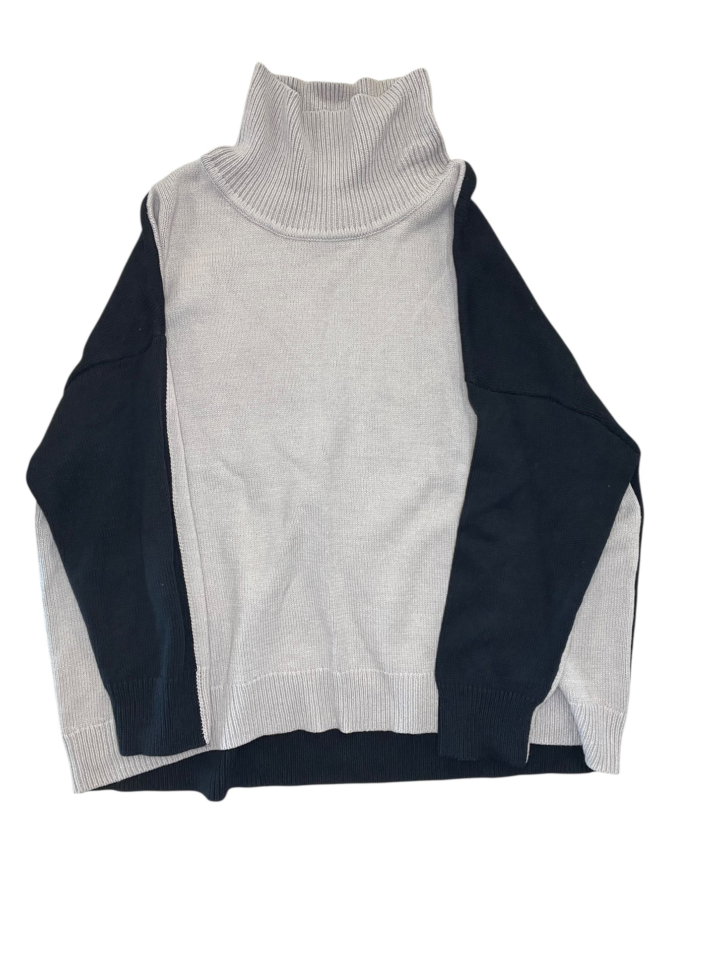 Sweater By Daily Thread In Grey, Size:3X