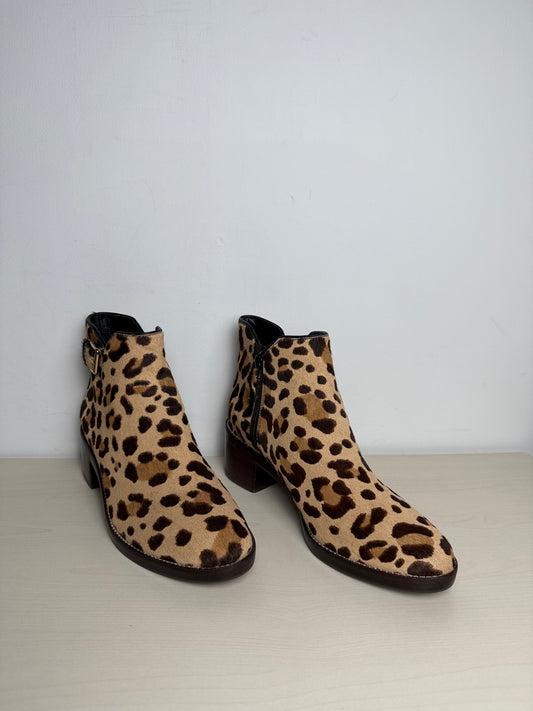 Boots Ankle Flats By Cole-haan In Leopard Print, Size: 8