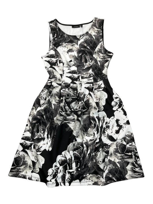 Dress Casual Short By Apt 9 In Grey, Size:S