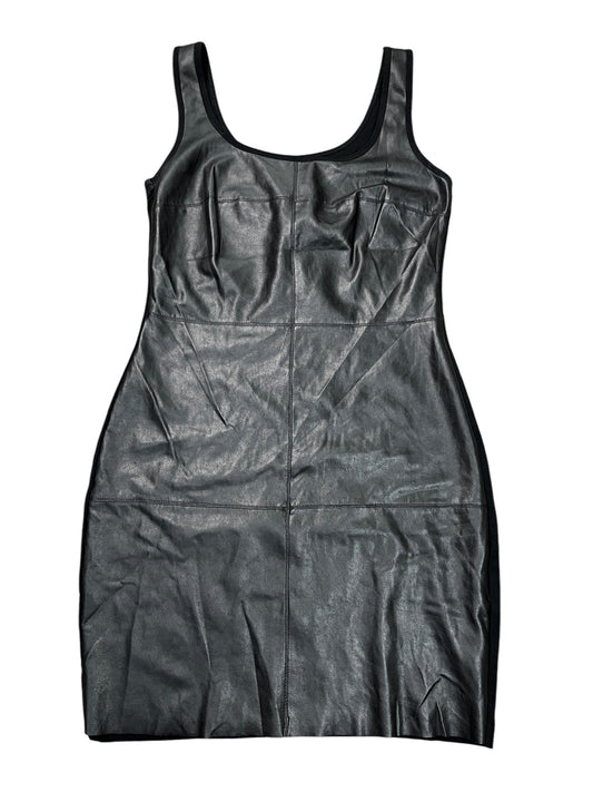 Dress Casual Short By Bailey 44 In Black, Size:M