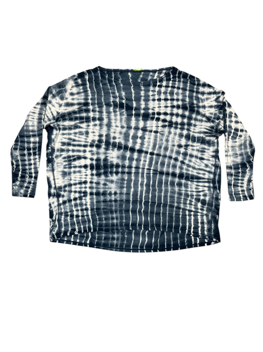 Athletic Top Ls Crewneck By Lululemon In Blue, Size:M