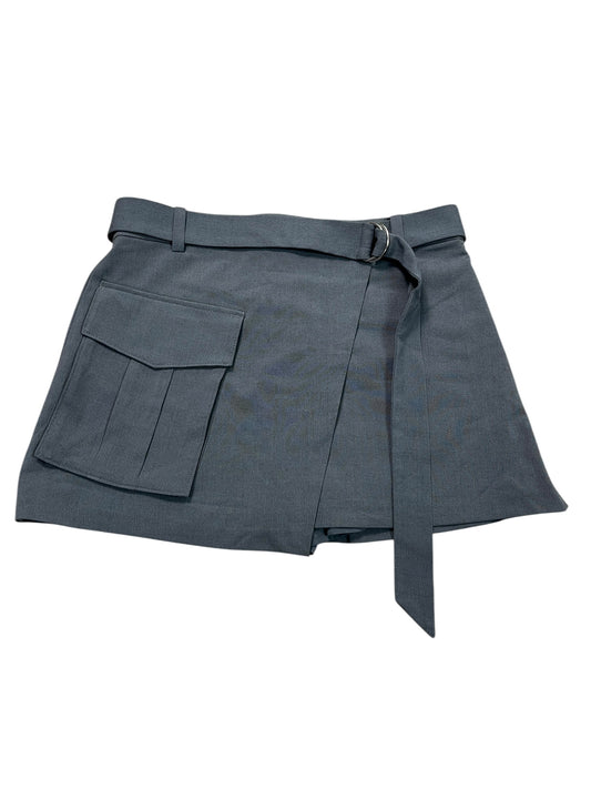 Shorts By Abercrombie And Fitch In Grey, Size:M