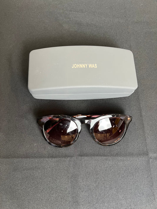 Sunglasses Luxury Designer By Johnny Was