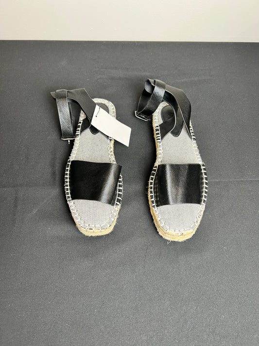 Sandals Flats By H&m  Size: 6
