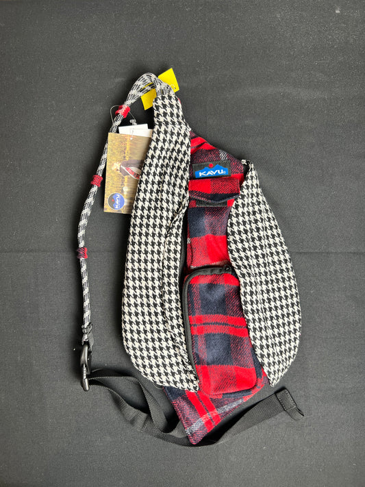 Belt Bag By Kavu  Size: Medium