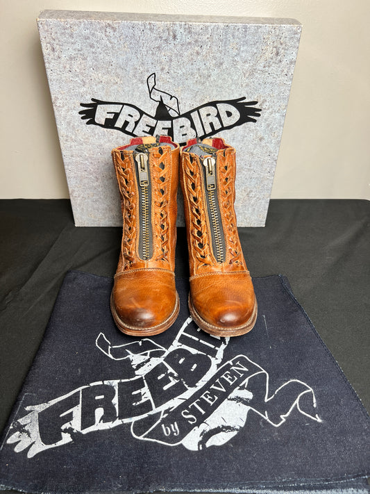 Boots Leather By Freebird  Size: 8