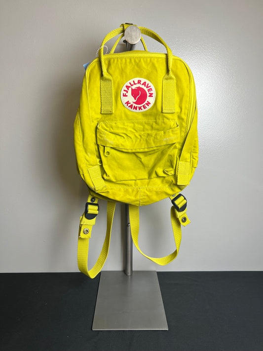 Backpack By FJALLRAVEN KANKEN Size: Medium